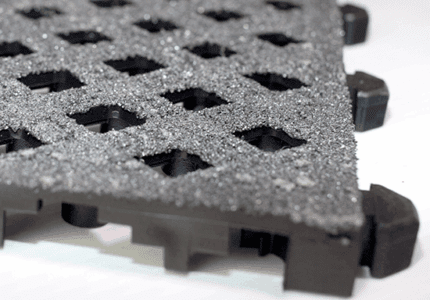 SafetyDeck-with-Anti-Slip