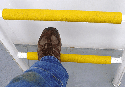 Safeguard Half Round Ladder Rung Cover in Safety Yellow