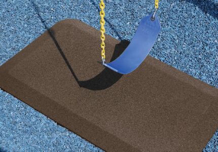 Swing Mat with swing